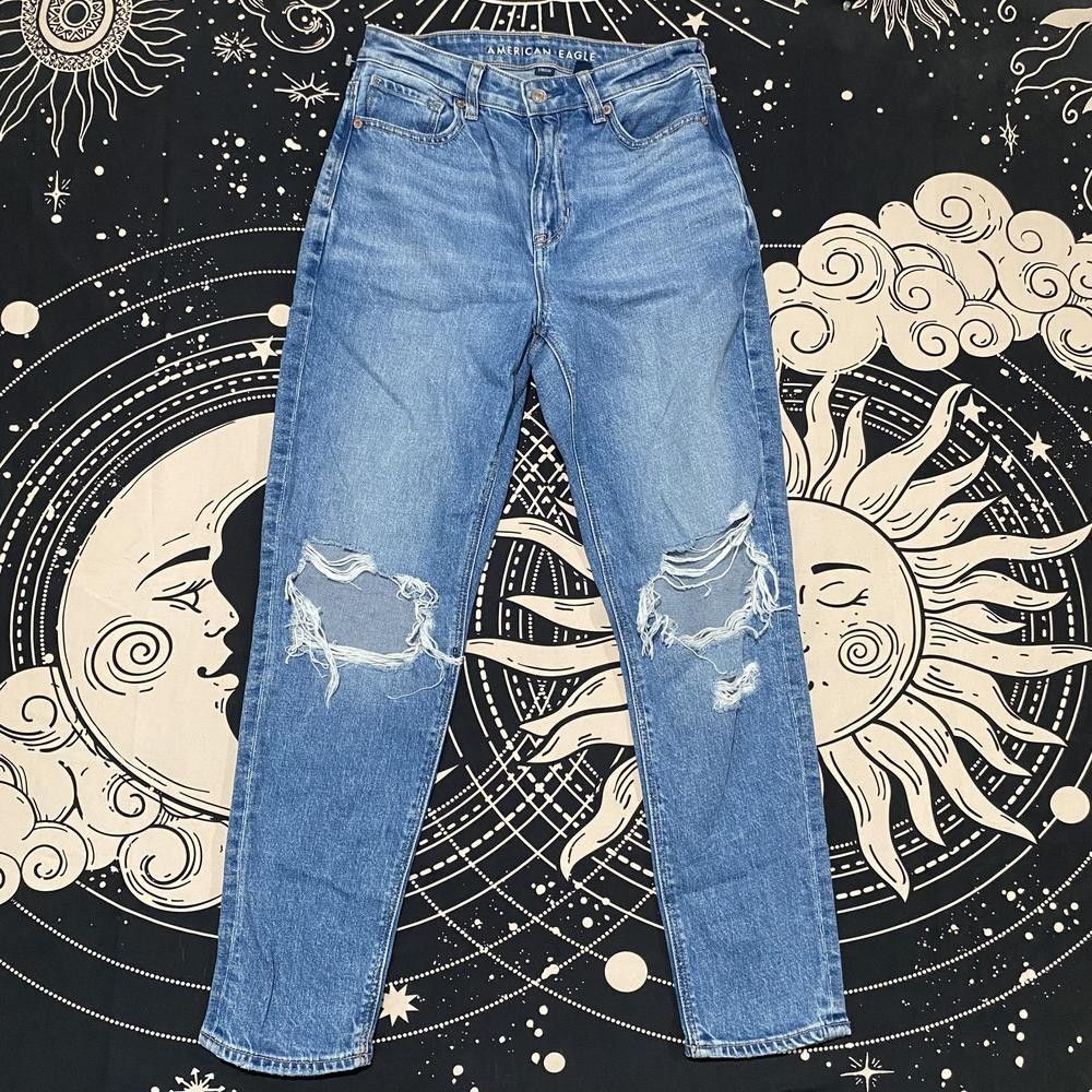 American Eagle Outfitters Strigid Mom Jeans Women 2 Blue Cotton Denim Distressed